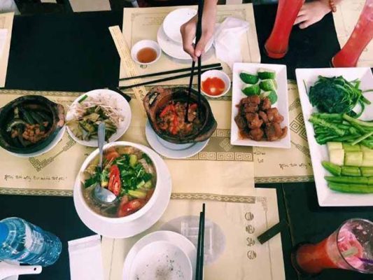 Top 5 địa chỉ quán cơm văn phòng ngon tại Quận 3