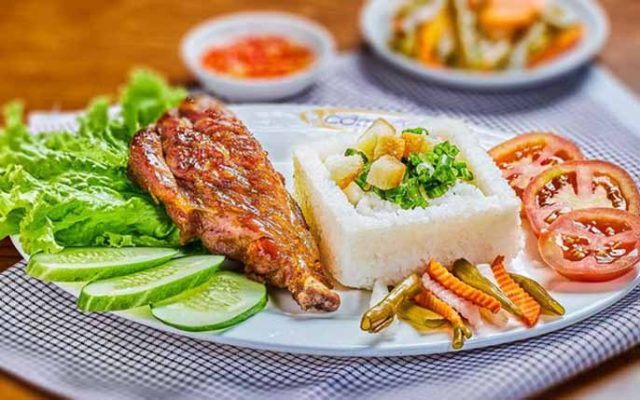 Top 5 địa điểm bán cơm văn phòng giao tận nơi TPHCM